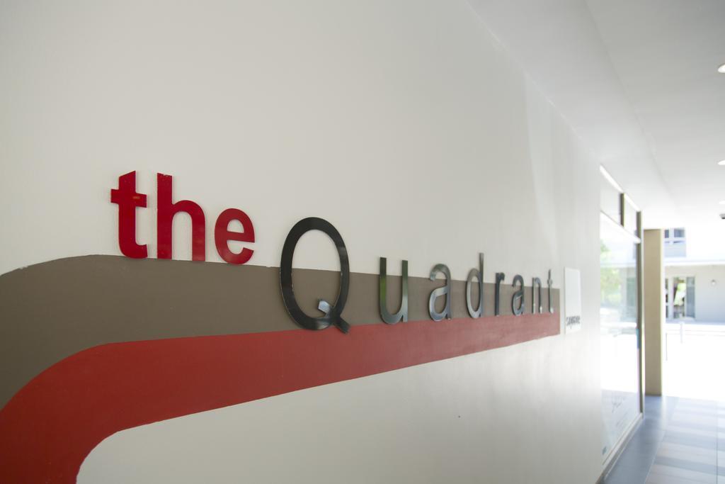 The Quadrant Apartment A406 开普敦 外观 照片